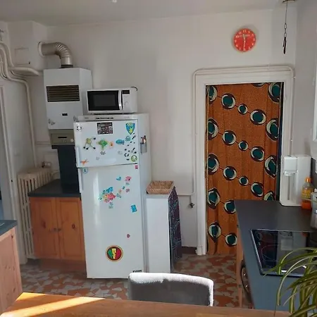 Petite Maison Tres Paisible Avec Jardin A Cournon - Puy De Dome ! 펜션 Le Cendre