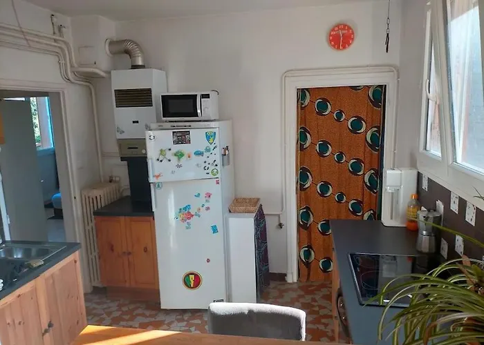 Petite Maison Tres Paisible Avec Jardin A Cournon - Puy De Dome ! Holiday home Le Cendre